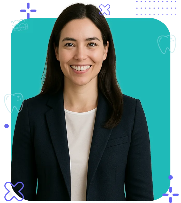 Joven de 20 años con dientes restaurados con resinas dentales en Chihuahua, resultados naturales y estéticos.